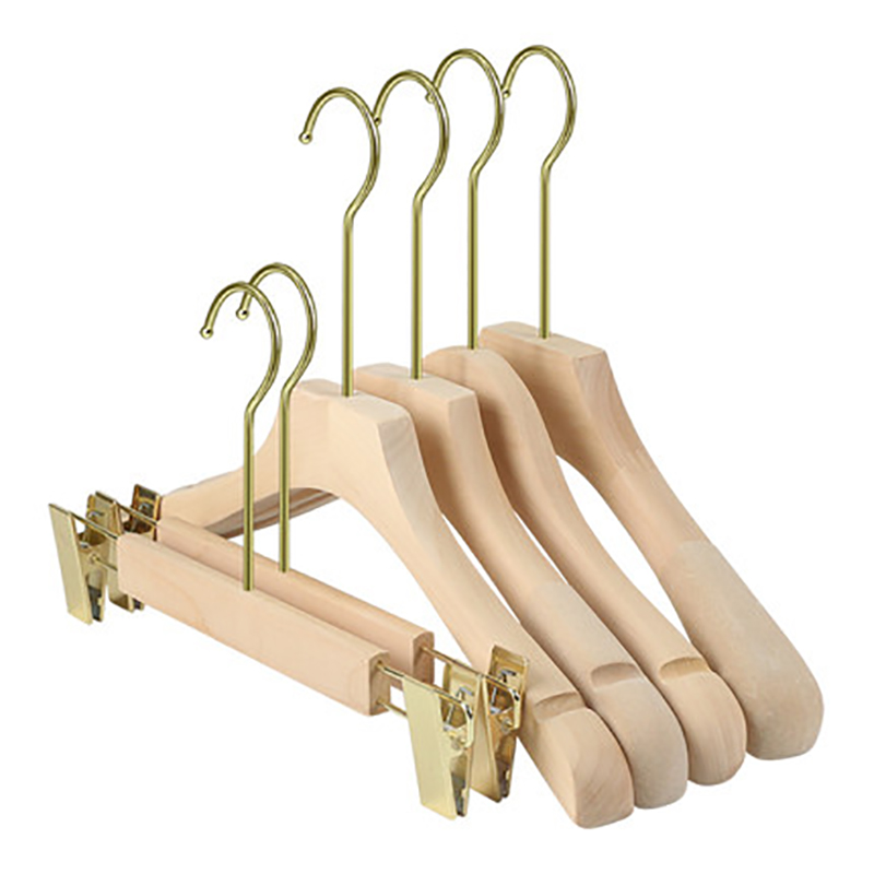 Wooden hanger